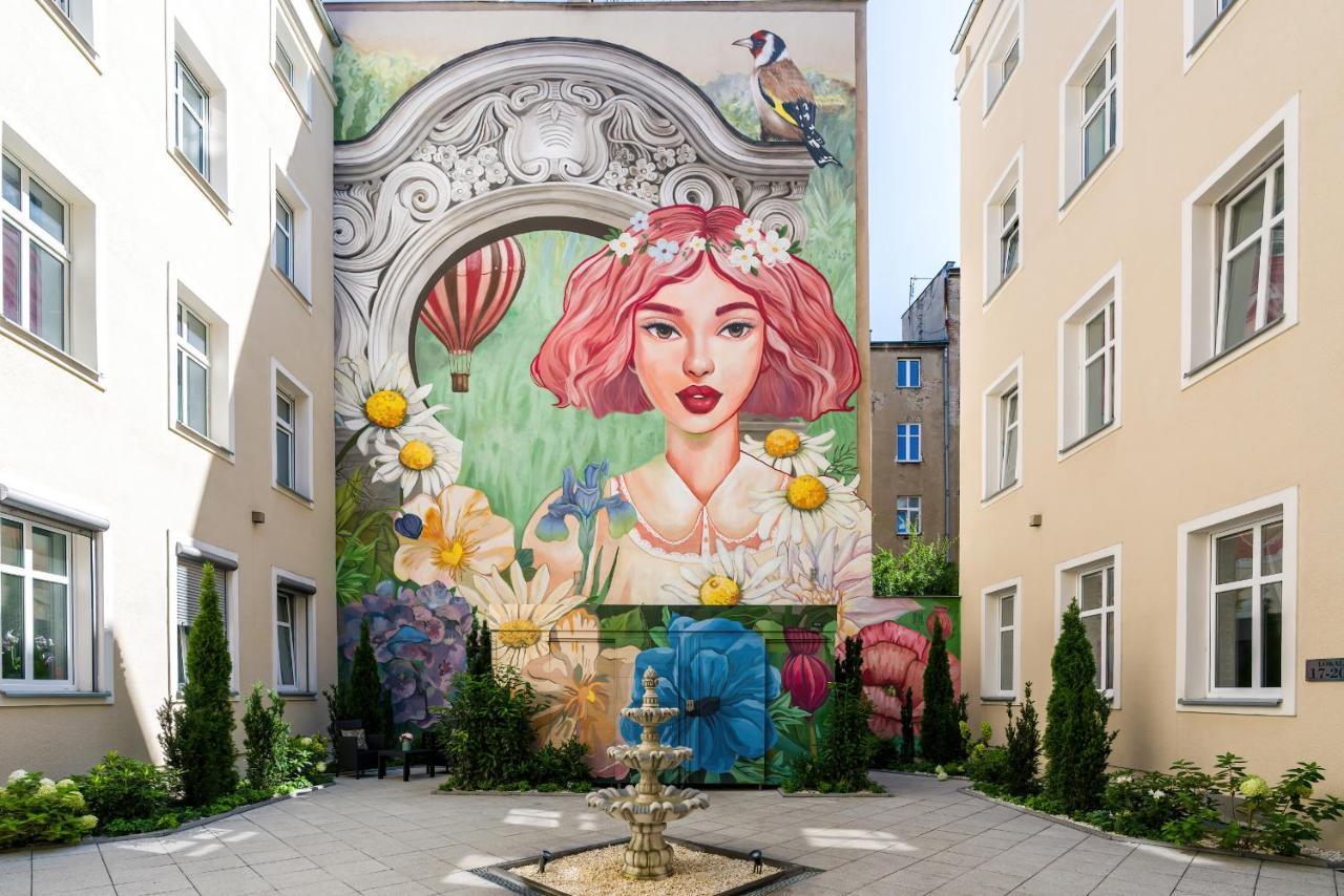 Komeda Apartment Hidden In Poznan Old Town By Noclegi Renters Exterior foto